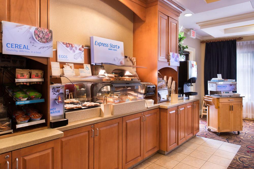 Holiday Inn Express Hotel & Suites Tampa-Anderson Road-Veterans Exp By Ihg West Chase Eksteriør billede