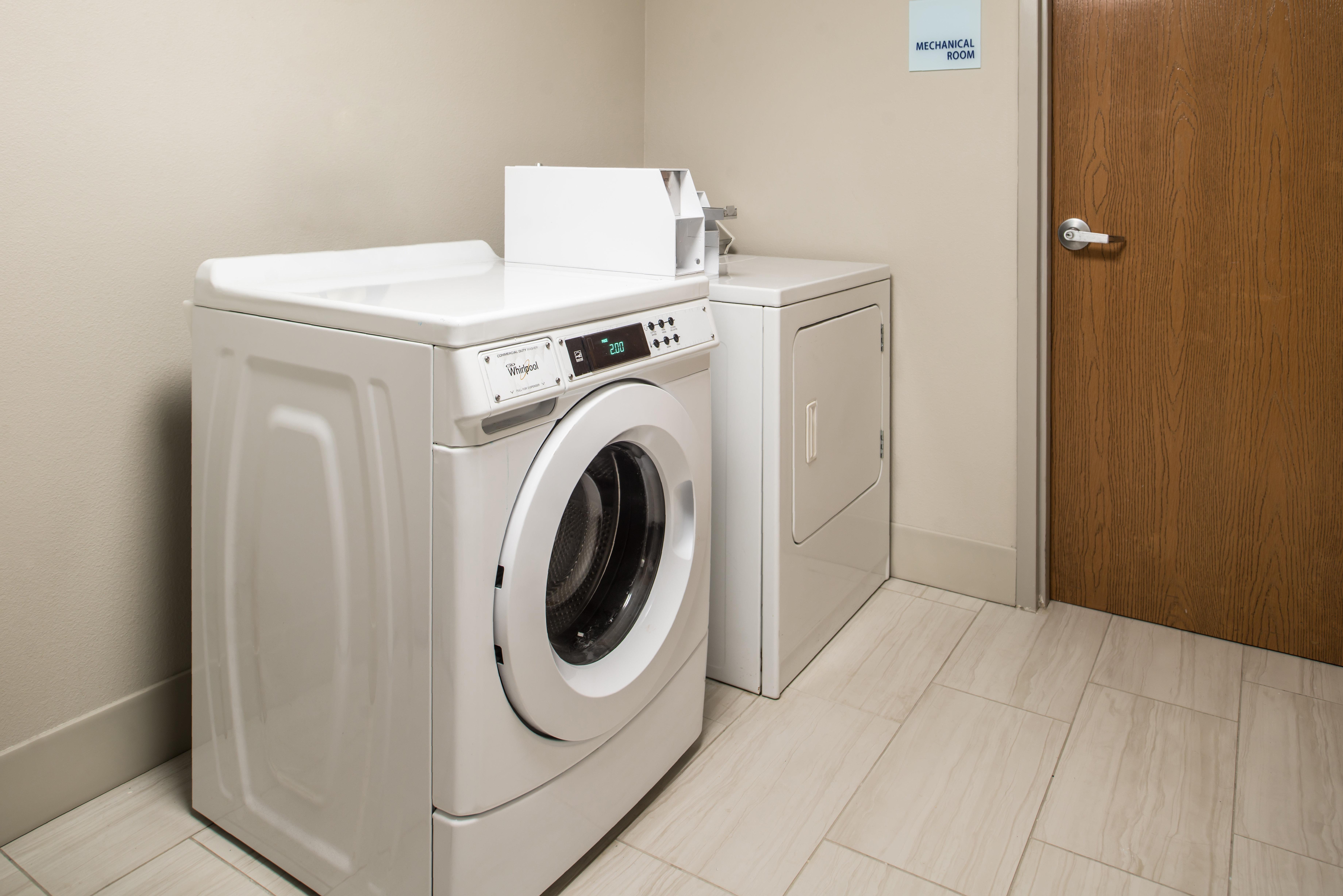 Holiday Inn Express Hotel & Suites Tampa-Anderson Road-Veterans Exp By Ihg West Chase Eksteriør billede