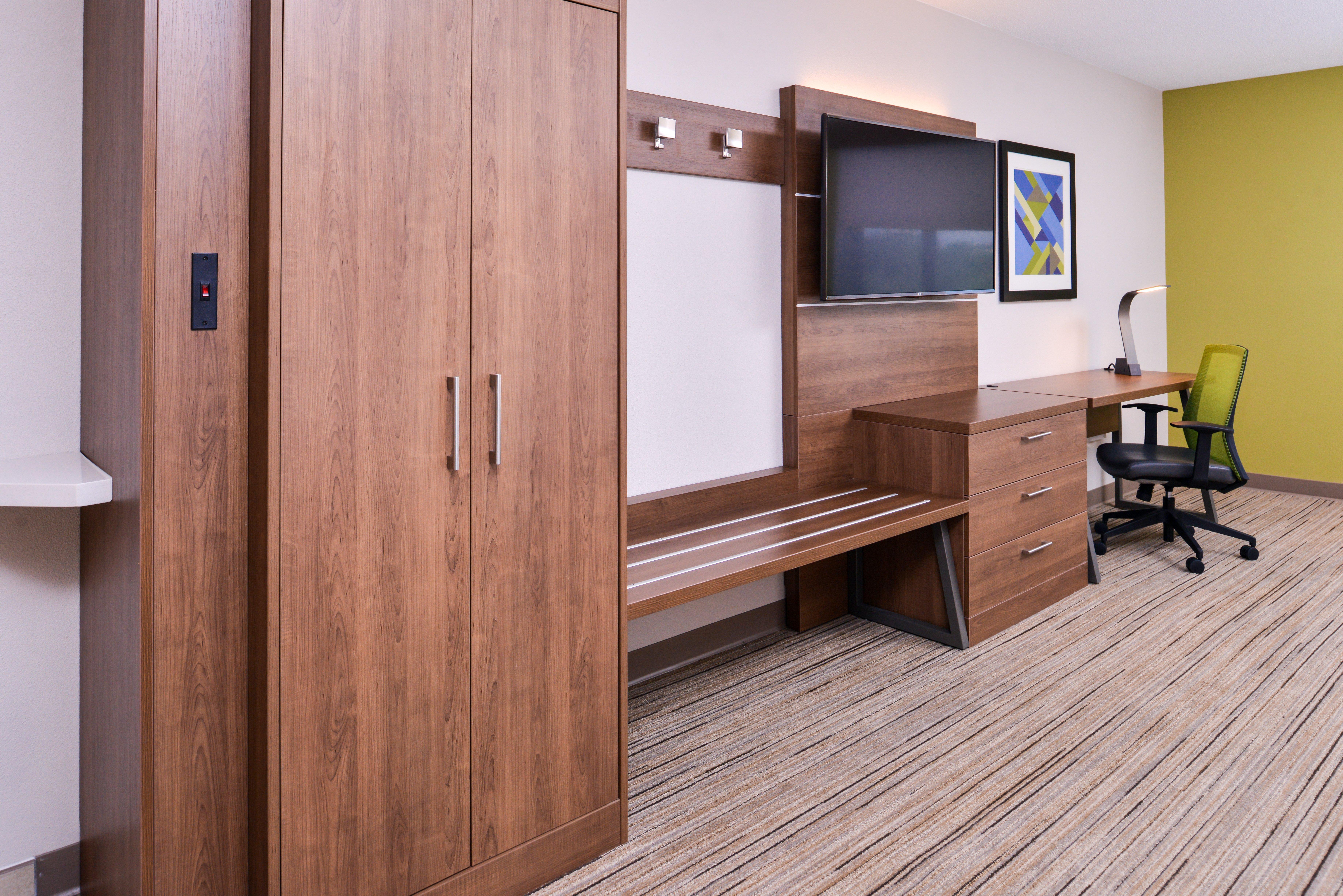 Holiday Inn Express Hotel & Suites Tampa-Anderson Road-Veterans Exp By Ihg West Chase Eksteriør billede