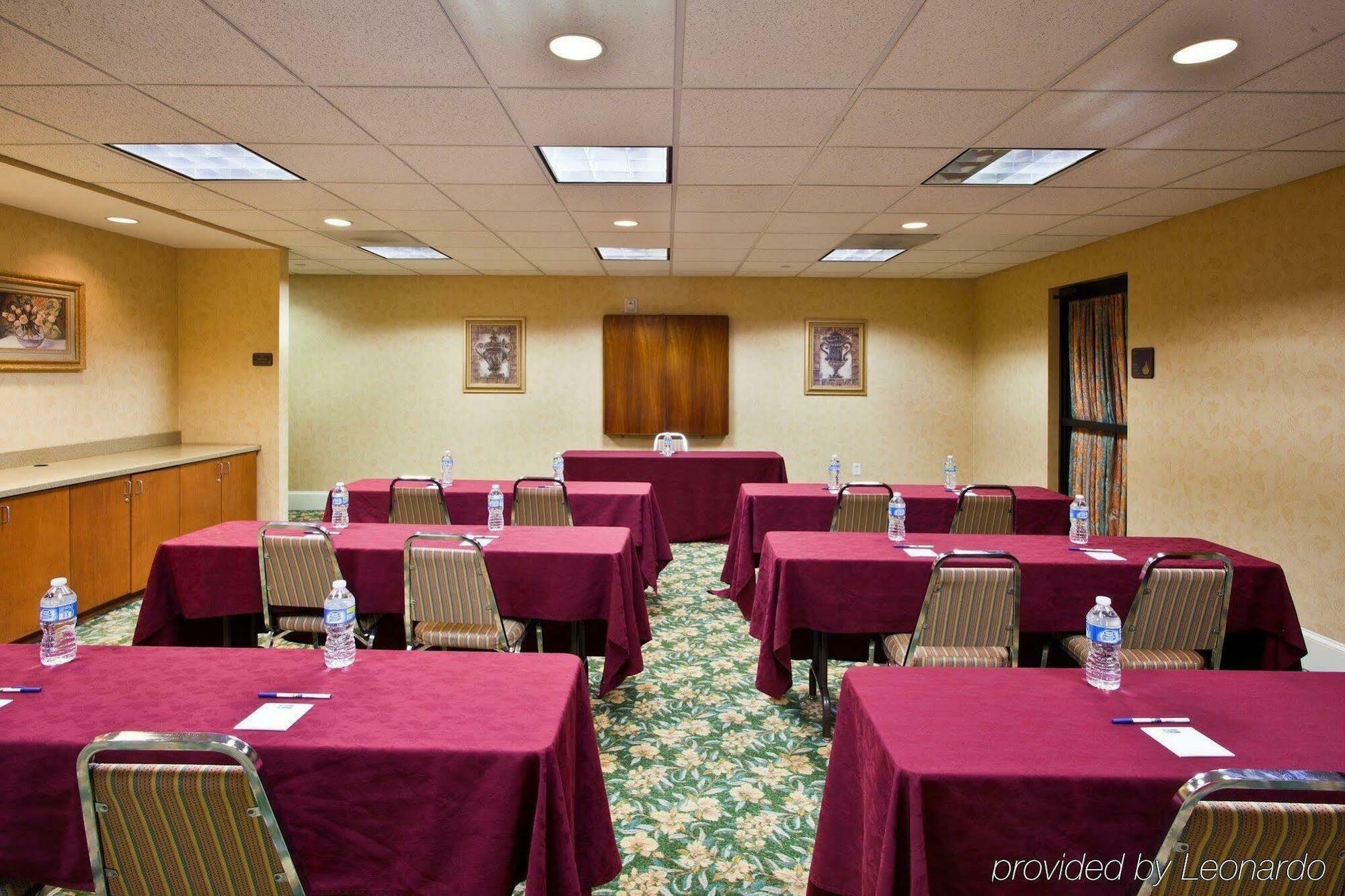 Holiday Inn Express Hotel & Suites Tampa-Anderson Road-Veterans Exp By Ihg West Chase Faciliteter billede